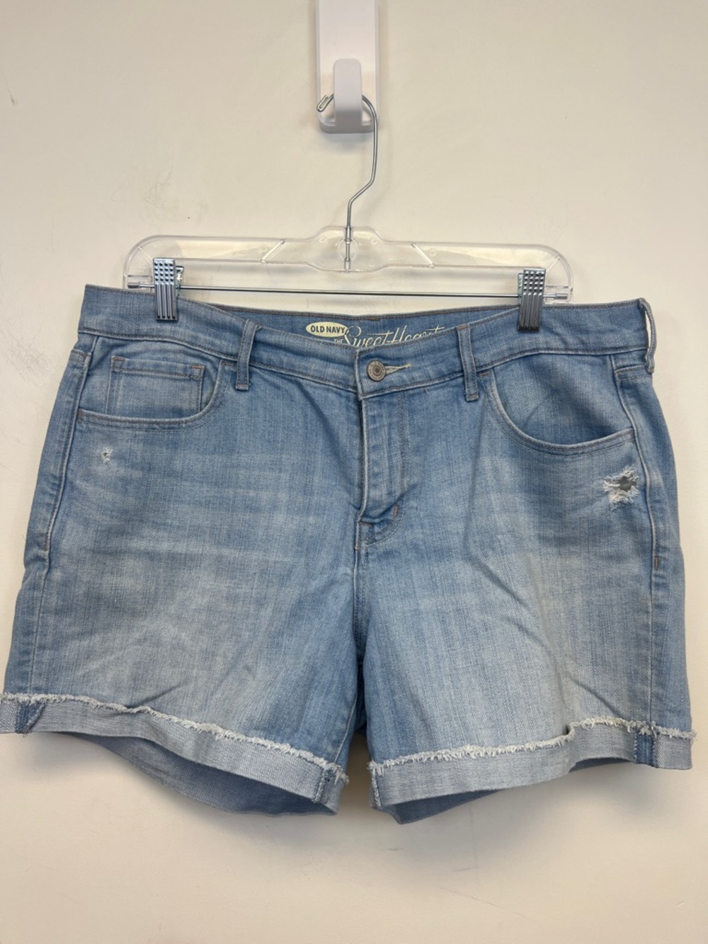 Old Navy Women’s Light Blue The SweetHeart Denim Shorts with distressing  Sz 12
